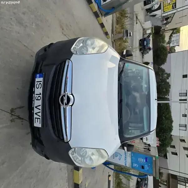 Utilizat 2015 Opel Combo Monovolum | 6.400 EUR (Preț OK) - Imagine 1/4