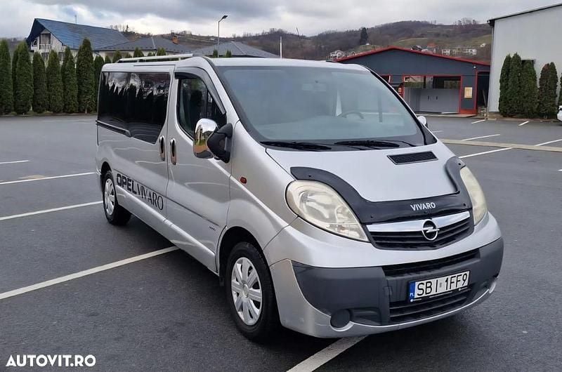 Culoaregri Utilizat 2012 Renault Trafic Authentique Monovolum | 8.999 EUR (Preț OK) - Imagine 1/4