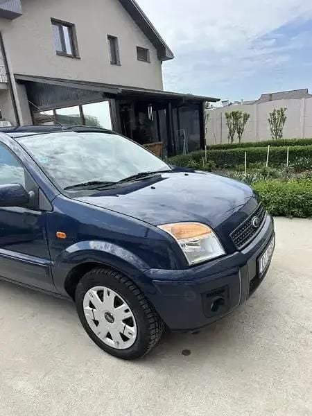 Albastru Utilizat 2011 Ford Fusion Hatchback | 4.500 EUR (Preț OK) - Imagine 1/4