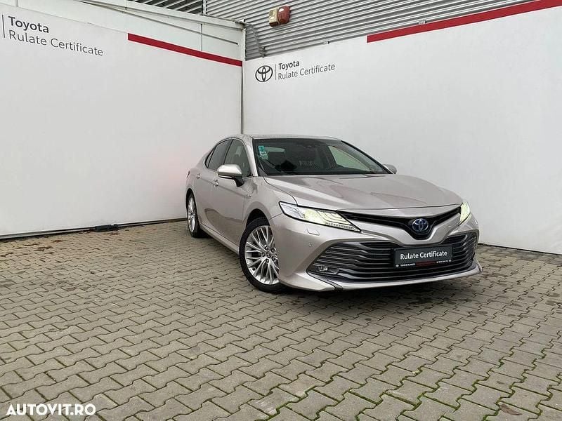 Culoaregri Utilizat 2020 Toyota Camry Berlinǎ | 29.500 EUR (Preț OK) - Imagine 1/4