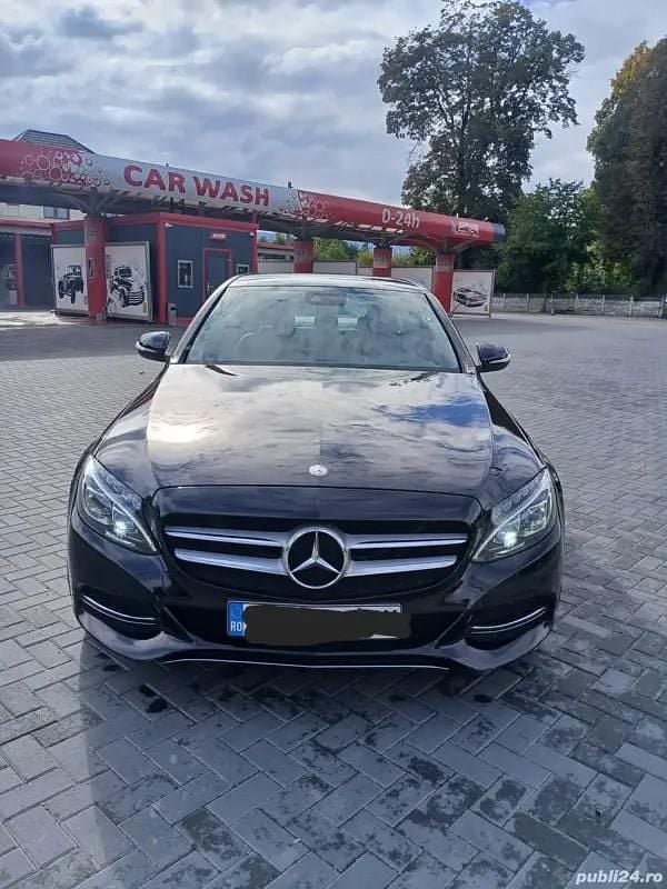 Second-hand Mercedes C220 170 CP (125 kW) 2014 Berlinǎ