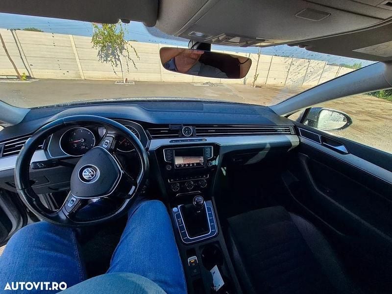 Culoaregri Utilizat 2016 VW Passat Highline Break | 10.900 EUR (Preț bun) - Imagine 1/4