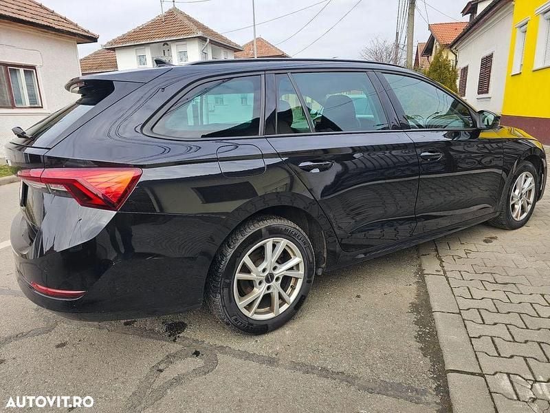 Second-hand Skoda Octavia Ambition 149 CP (109 kW) 2023 Culoarenegru Break
