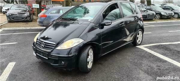 Second-hand Mercedes A180 109 CP (80 kW) 2005 Negru Hatchback