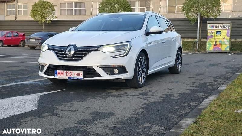 Culoarealb Utilizat 2017 Renault Mégane GrandTour Intens Break | 8.990 EUR (Preț OK) - Imagine 1/4