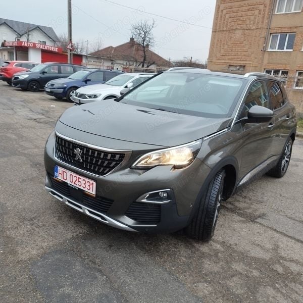 Gri Utilizat 2017 Peugeot 3008 SUV | 12.950 EUR (Preț OK) - Imagine 1/4