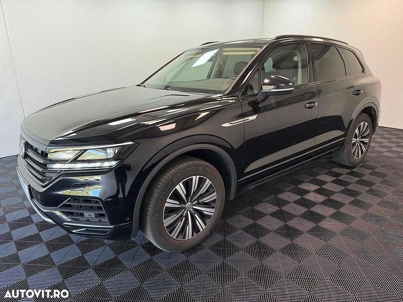 Second-hand VW Touareg Elegance 286 CP (210 kW) 2020 Culoarenegru SUV