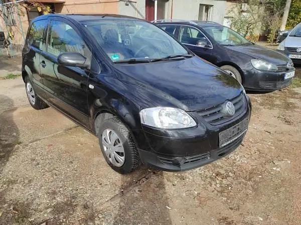 Negru Utilizat 2008 VW Fox Hatchback | 2.000 EUR - Imagine 1/4