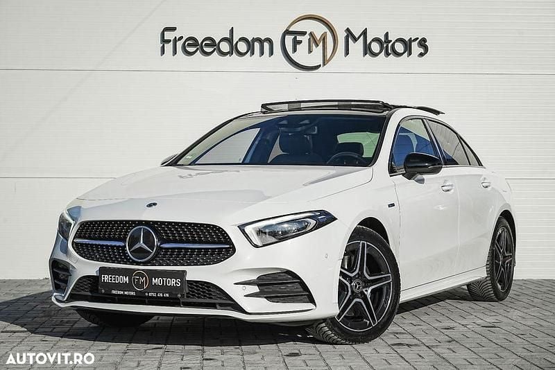 Second-hand Mercedes A250 AMG line 218 CP (160 kW) 2020 Culoarealb Berlinǎ