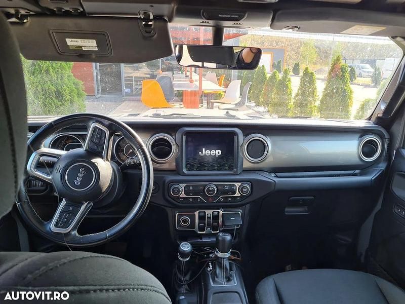 Culoaregri Utilizat 2019 Jeep Wrangler Unlimited Sahara SUV | 33.300 EUR (Preț OK) - Imagine 1/4