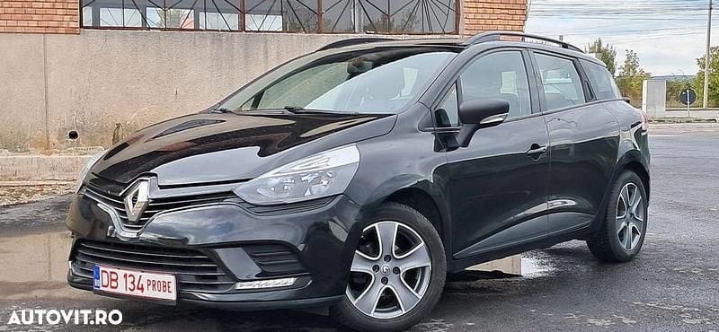 Culoarenegru Utilizat 2017 Renault Clio GrandTour LIMITED Break | 6.750 EUR (Preț OK) - Imagine 1/4