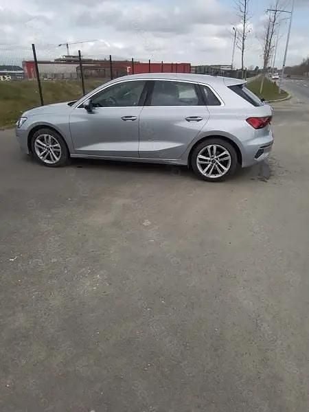 Second-hand Audi A3 Advanced 150 CP (110 kW) 2023 Argintiu Hatchback