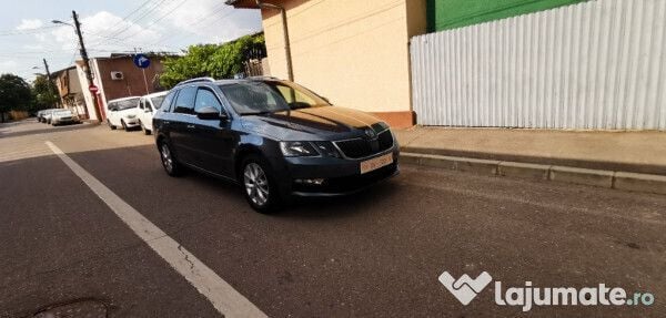 Gri Utilizat 2018 Skoda Octavia Elegance Break | 9.490 EUR (Preț bun) - Imagine 1/4