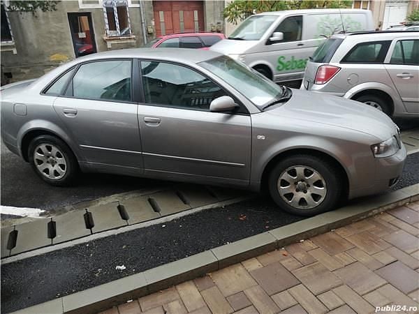 Second-hand Audi A4 S-Line 131 CP (96 kW) 2004 Gri Berlinǎ
