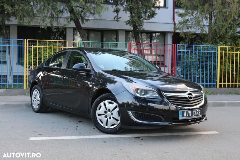 Negru Utilizat 2016 Opel Insignia Edition Berlinǎ | 7.300 EUR (Super Preț) - Imagine 1/4