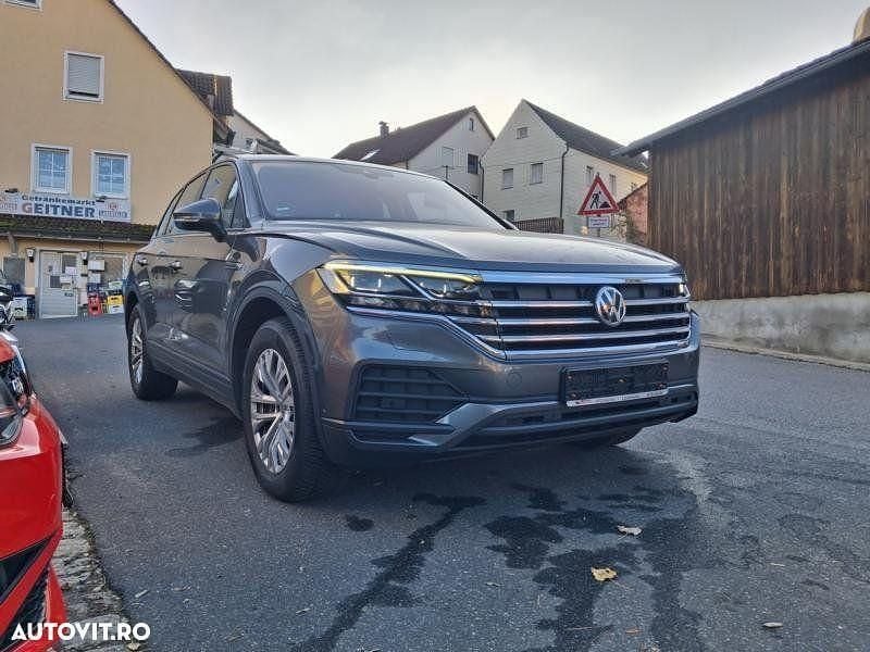 Culoaregri Utilizat 2019 VW Touareg SUV | 28.600 EUR - Imagine 1/4