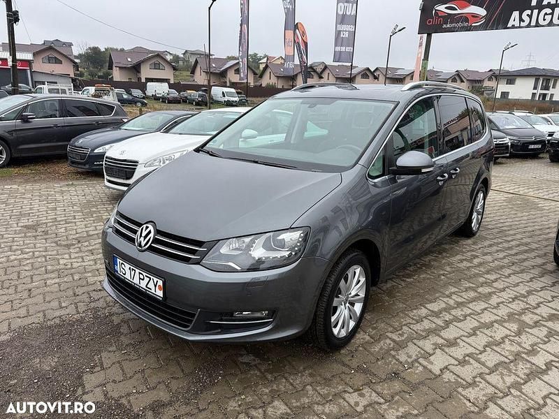 Second-hand VW Sharan Comfortline 170 CP (125 kW) 2012 Culoarenegru Monovolum