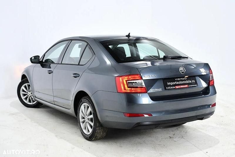 Second-hand Skoda Octavia Business Line 105 CP (77 kW) 2015 Culoaregri Hatchback