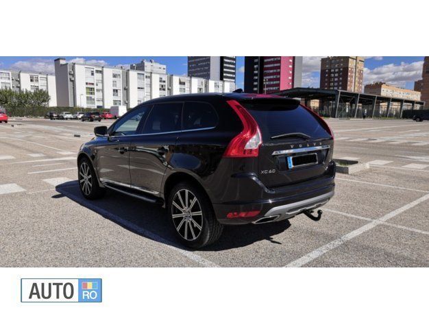 Second-hand Volvo XC60 190 CP (139 kW) 2015 Negru SUV