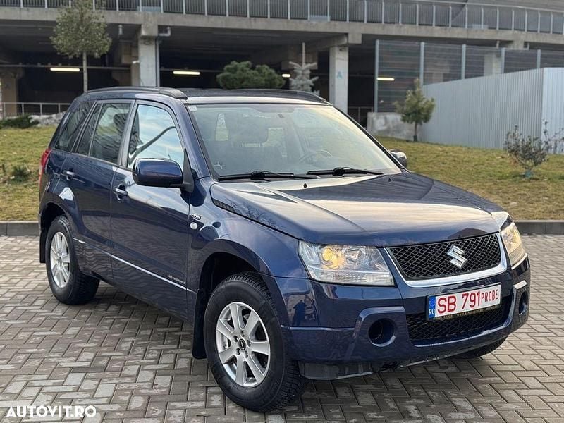 Second-hand Suzuki Grand Vitara 129 CP (94 kW) 2006 Culoarealbastru SUV