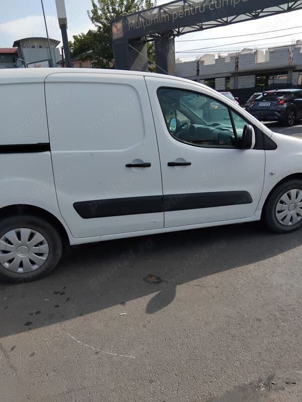 Utilizat 2012 Peugeot Partner Monovolum | 3.800 EUR - Imagine 1/4
