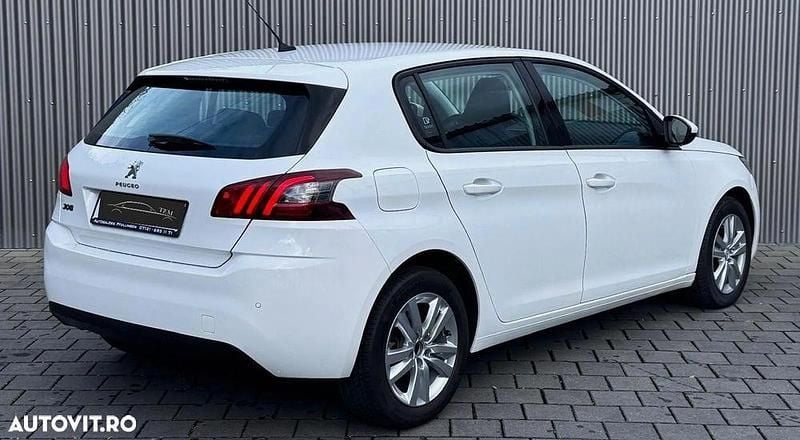 Second-hand Peugeot 308 Business-Line 130 CP (95 kW) 2018 Culoarealb Hatchback