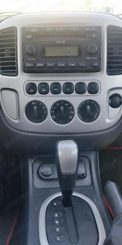 Second-hand Ford Escape 131 CP (96 kW) 2006 Verde SUV