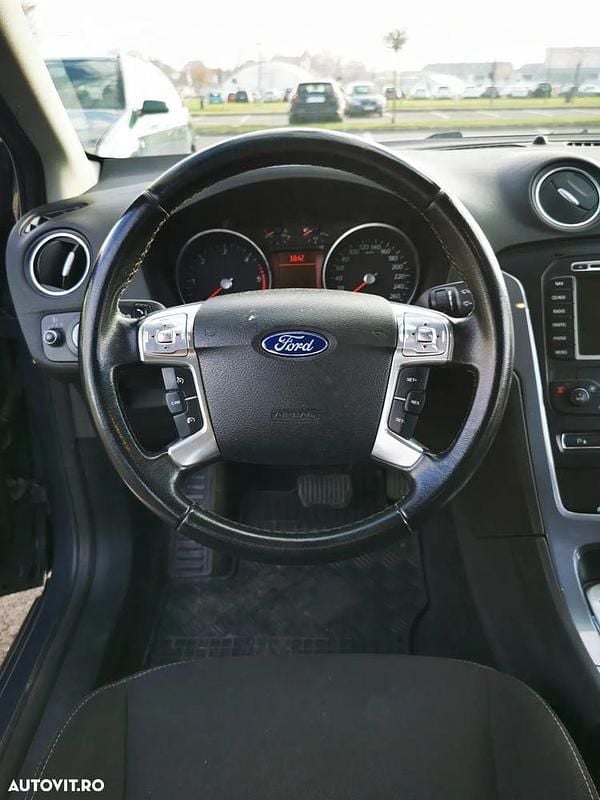 Second-hand Ford Mondeo Titanium 140 CP (102 kW) 2012 Culoaregri Break