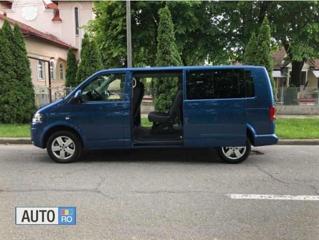 Second-hand VW Caravelle 180 CP (132 kW) 2010 Albastru Monovolum