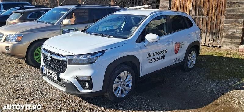 Nouă Suzuki SX4 S-Cross 116 CP (85 kW) 2025 Culoarealb SUV