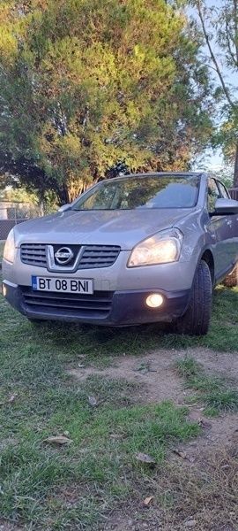 Utilizat 2009 Nissan Qashqai SUV | 3.700 EUR (Preț bun) - Imagine 1/4
