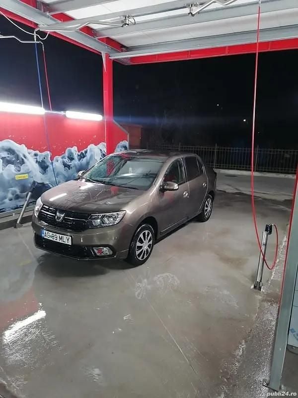 Utilizat 2018 Dacia Logan Prestige Berlinǎ | 8.000 EUR (Preț OK) - Imagine 1/2