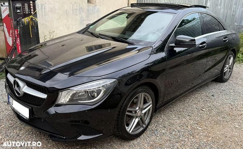 Negru Utilizat 2015 Mercedes CLA220 Shooting Brake AMG line Break | 13.999 EUR - Imagine 1/4