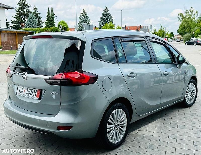 Second-hand Opel Zafira Tourer Selection 136 CP (100 kW) 2015 Culoaregri Monovolum