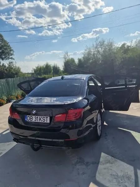 Utilizat 2013 BMW 520 Berlinǎ | 9.700 EUR (Super Preț) - Imagine 1/4