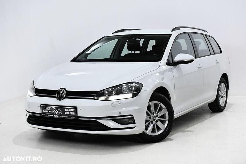 Culoarealb Utilizat 2017 VW Golf VII Break | 9.799 EUR (Preț OK) - Imagine 1/4