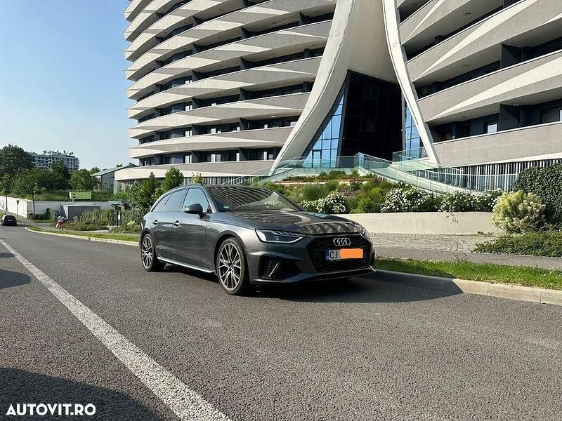Gri Utilizat 2020 Audi A4 S-Line Break | 18.000 EUR (Puțin scump) - Imagine 1/4