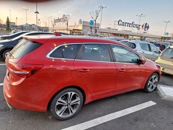 Roșu Utilizat 2018 Kia Ceed Break | 10.500 EUR (Puțin scump) - Imagine 1/4