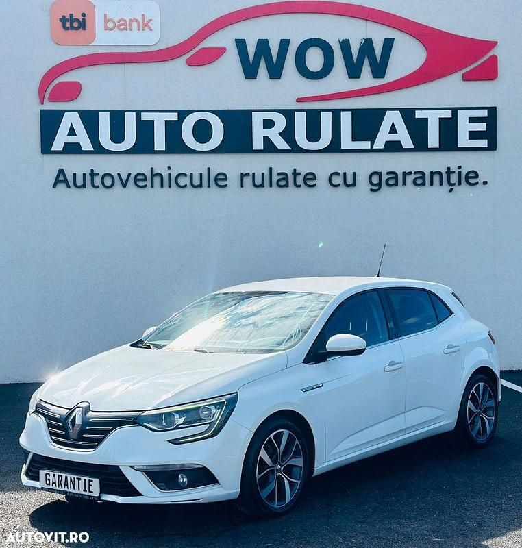 Culoarealb Utilizat 2016 Renault Mégane III Dynamique | 9.990 EUR (Scump) - Imagine 1/4