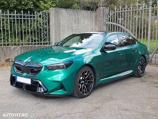 Culoareverde Utilizat 2025 BMW M5 Berlinǎ | 134.500 EUR - Imagine 1/4