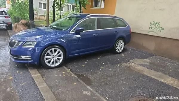 Utilizat 2018 Skoda Octavia Hatchback | 12.600 EUR (Preț bun) - Imagine 1/4