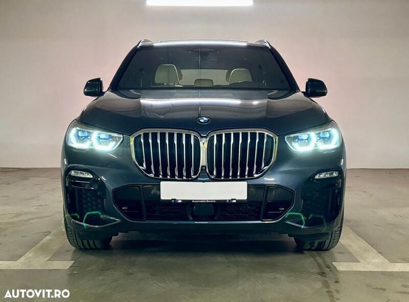 Gri Utilizat 2019 BMW X5 SUV | 42.980 EUR (Preț bun) - Imagine 1/4