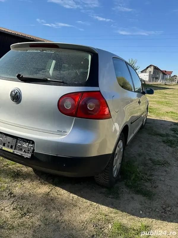 Utilizat 2006 VW Golf V Coupe | 1.650 EUR (Preț bun) - Imagine 1/4