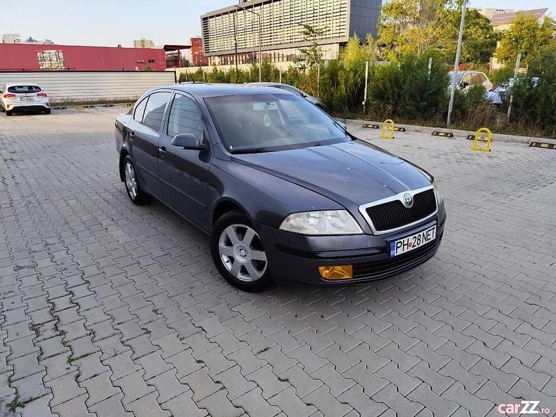 Gri Utilizat 2007 Skoda Octavia Berlinǎ | 1.599 EUR (Preț bun) - Imagine 1/4