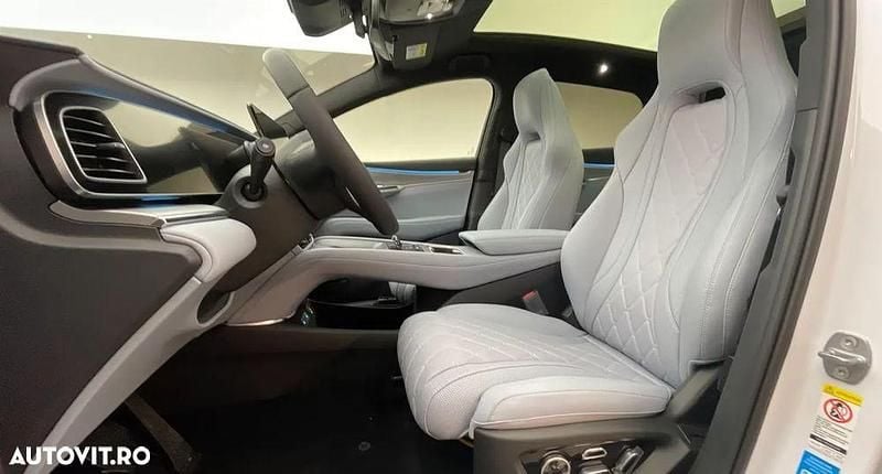 Second-hand BYD Sealion 7 Comfort 230 kW (313 CP) 2025 Culoarealb SUV