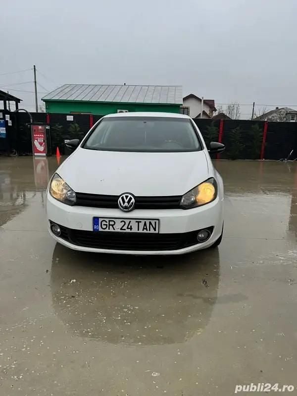 Utilizat 2011 VW Golf Berlinǎ | 4.400 EUR (Preț OK) - Imagine 1/4