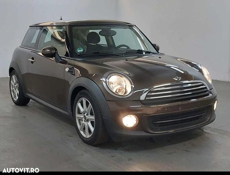 Culoaremaro Utilizat 2011 Mini ONE Hatchback | 3.450 EUR (Preț OK) - Imagine 1/4