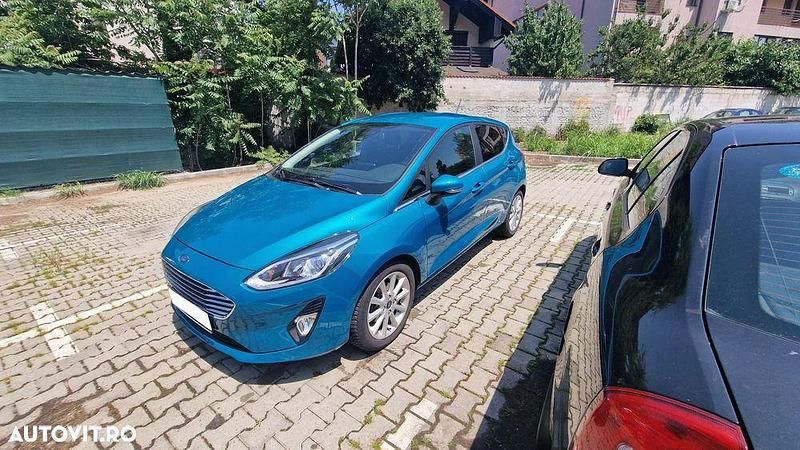 Albastru Utilizat 2017 Ford Fiesta Titanium Hatchback | 10.250 EUR (Preț OK) - Imagine 1/4