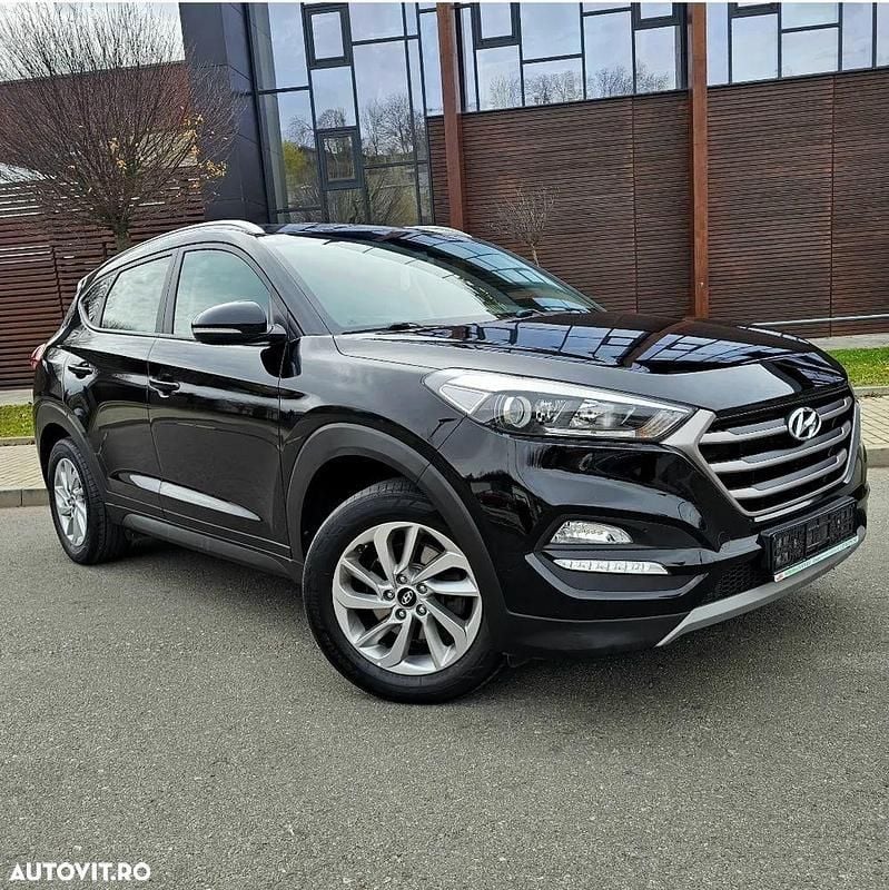 Culoarenegru Utilizat 2017 Hyundai Tucson Advantage SUV | 13.790 EUR (Preț bun) - Imagine 1/4