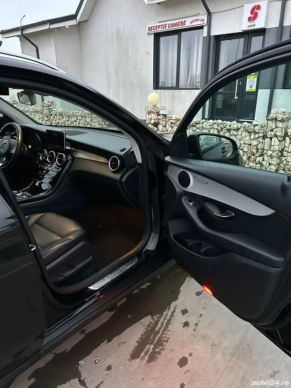 Second-hand Mercedes GLC220 170 CP (125 kW) 2017 SUV